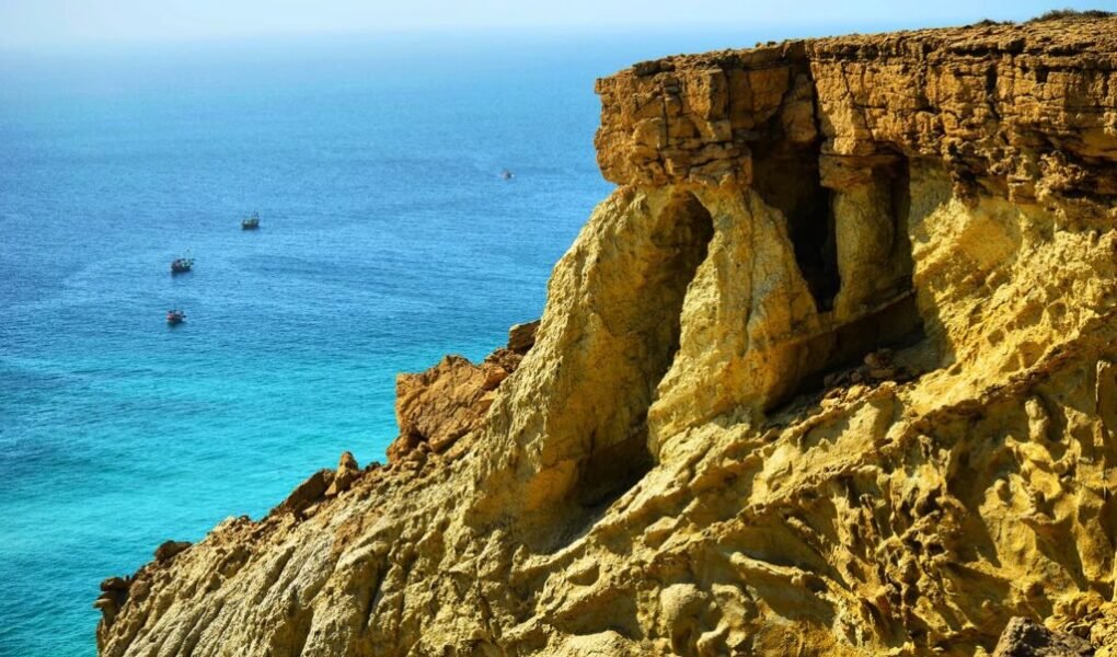 5 Best Places To Visit In Gwadar AKA The Port City of Pakistan