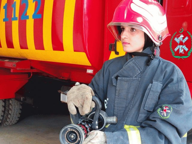 Meet Shazia Parveen – Pakistan’s First Female Fire Fighter